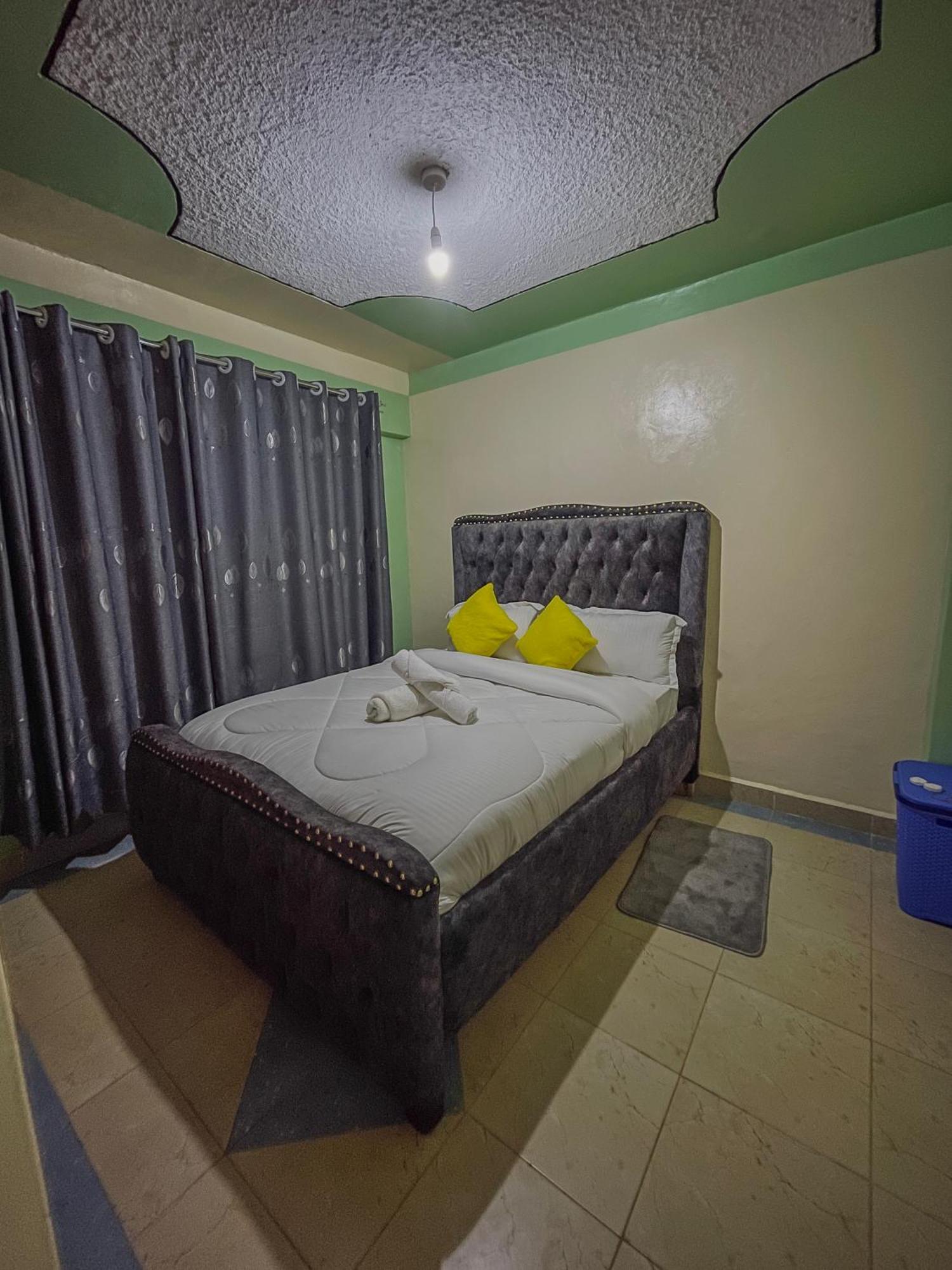 Cozy Modern Apartment With Stunning Views Nyeri Eksteriør bilde